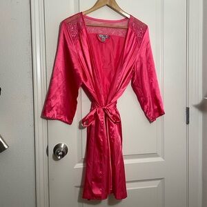 Morgan Taylor Pink Satin Robe Size S/M